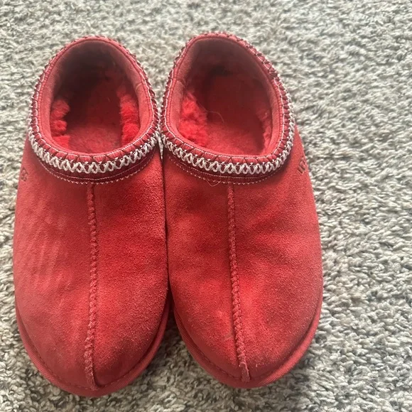 UGG | Shoes | Ugg Red Ankle Boots Vibrant Suede Booties  display picture 3